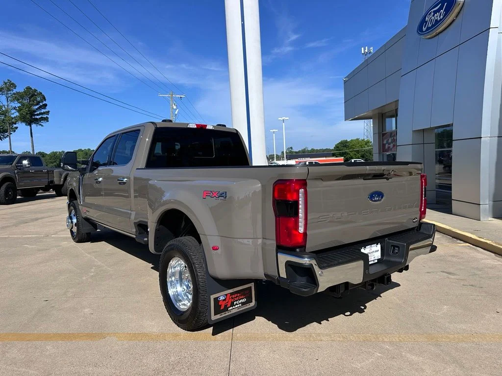 New 2026 Marsh Gray Ford Lariat image 2