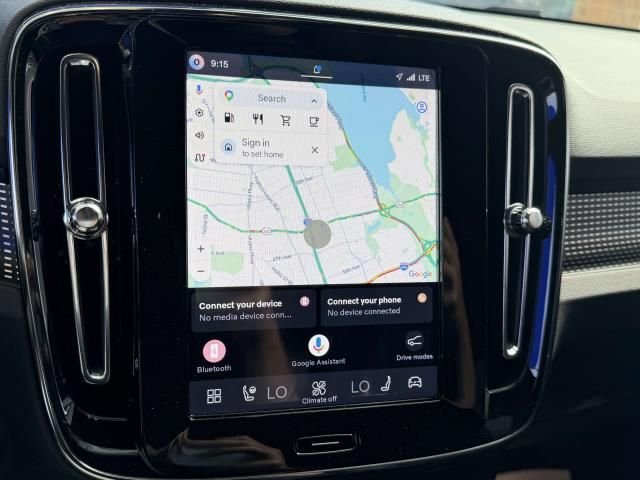 2026 Volvo XC40 Ultra Black Edition - Photo 23