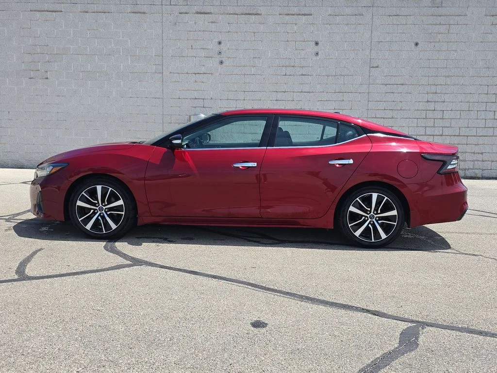 Used 2023  Nissan 3.5 SL image 10
