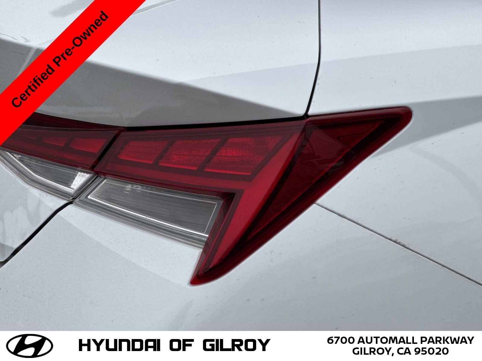 2025 Hyundai Elantra SEL - Photo 27