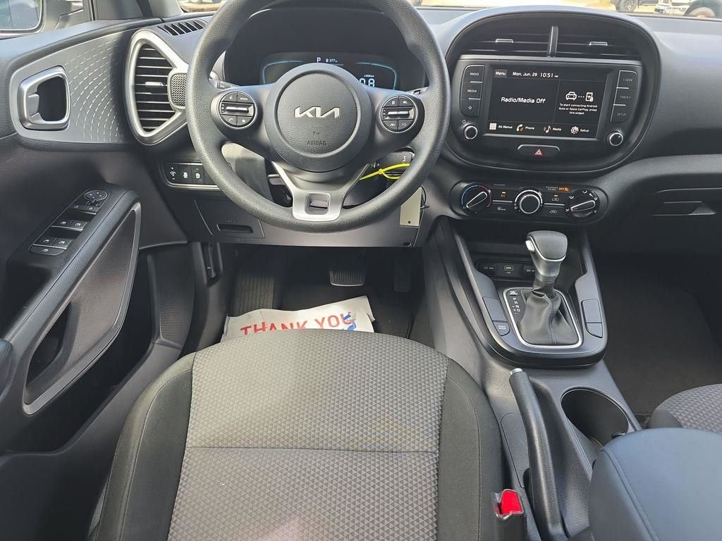 2025 Kia Soul LX - Photo 20