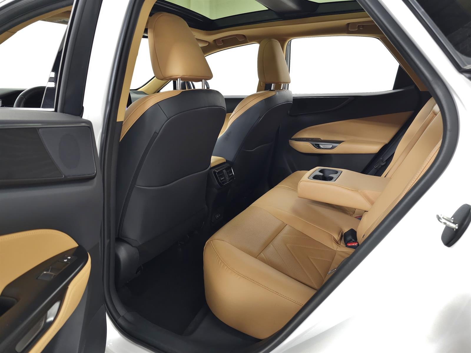 Certified Used 2023 White Lexus Luxury image 34