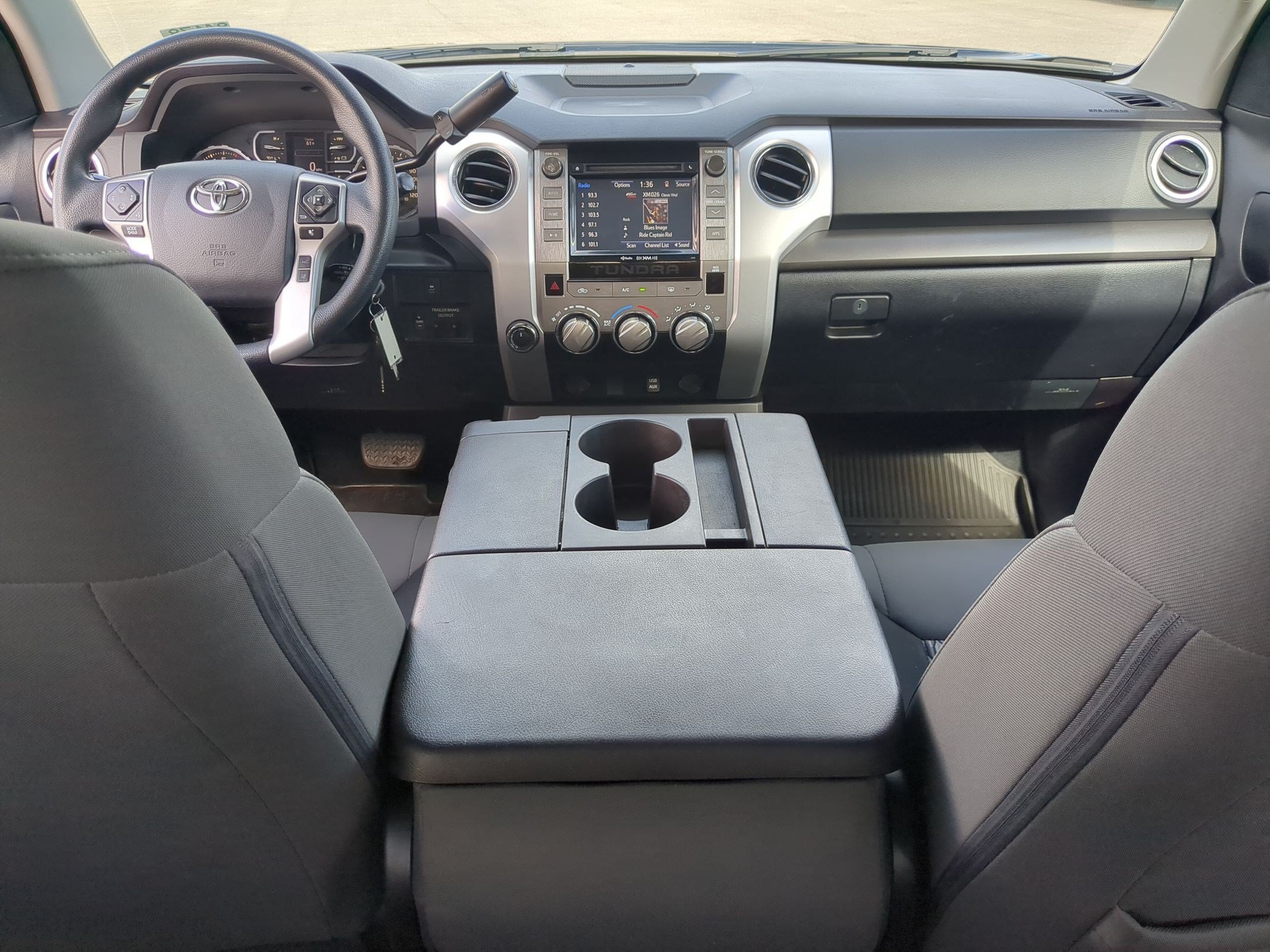 2018 Toyota Tundra SR5 - Photo 27