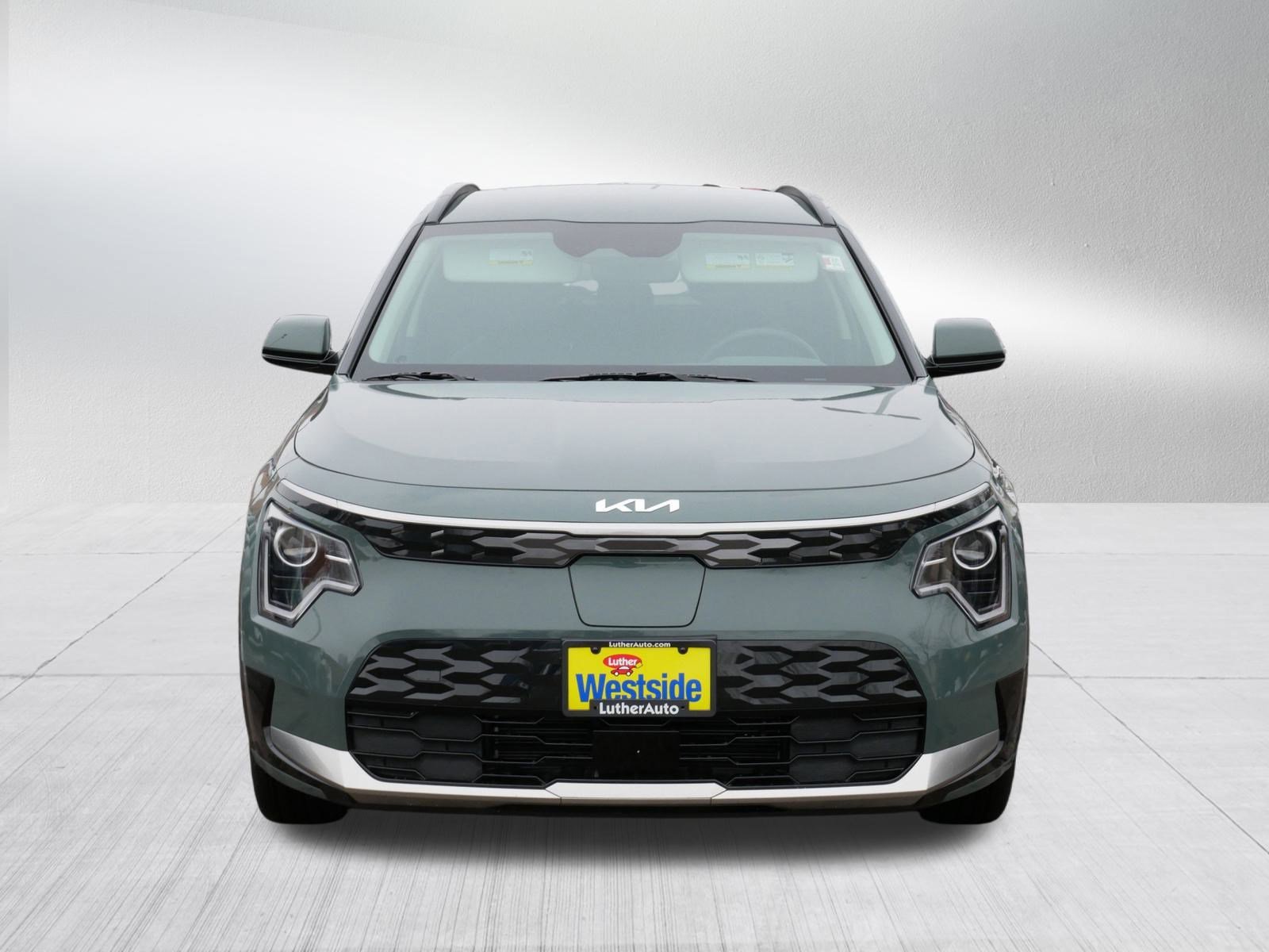 Used 2025 Kia Niro Wind with VIN KNDCR3L14S5144133 for sale in St. Louis Park, MN