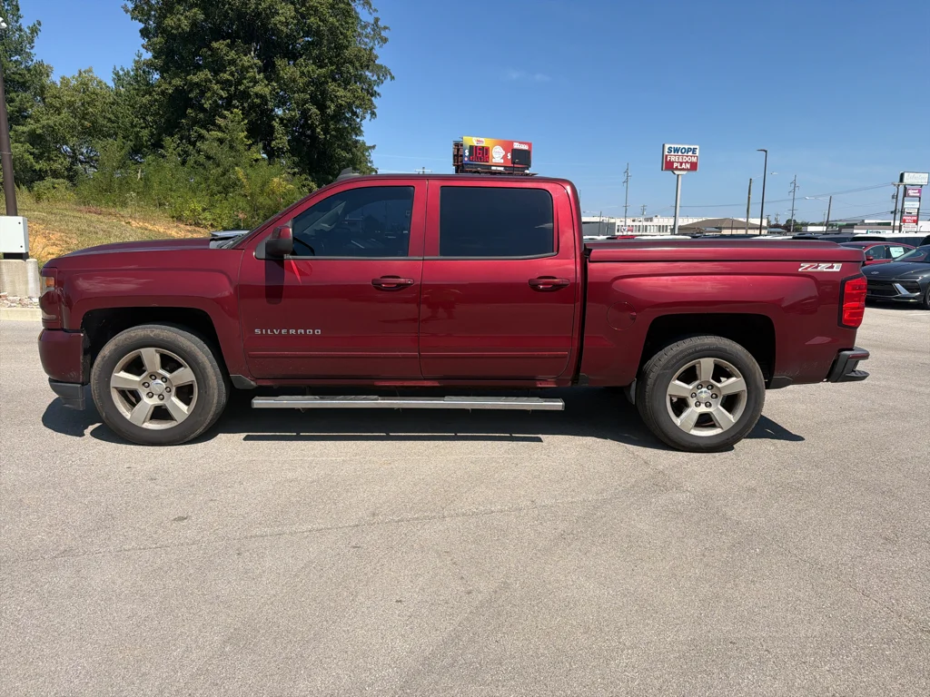 Used 2016 Siren Red Tintcoat Chevrolet LT image 6