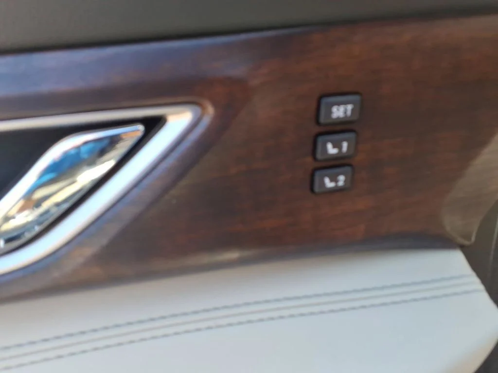 Used 2019 White Subaru Touring image 30