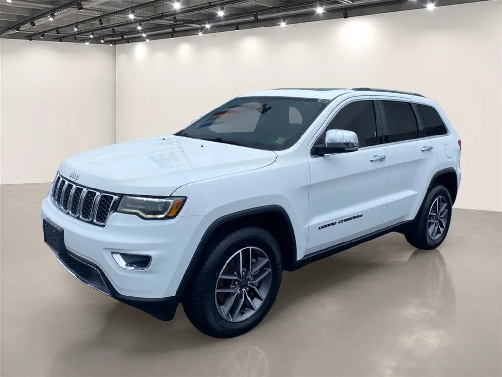 Used 2021 Bright White Clearcoat Jeep Limited image 3