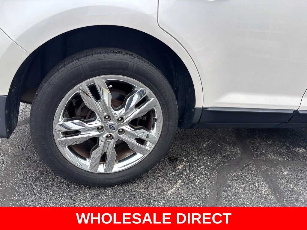 Used 2013 White Ford SEL image 11
