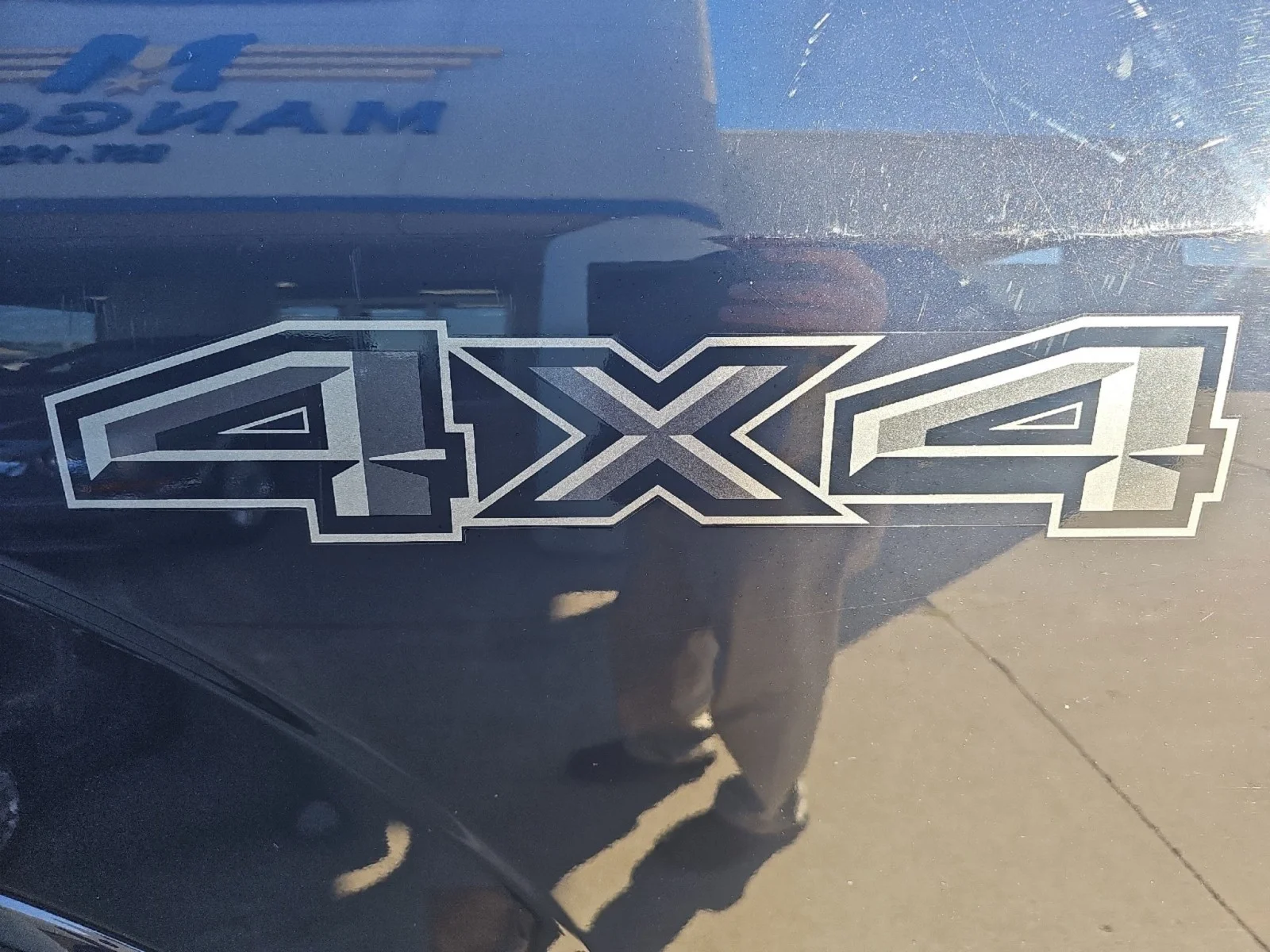 Used 2020 Agate Black Metallic Ford XLT image 16