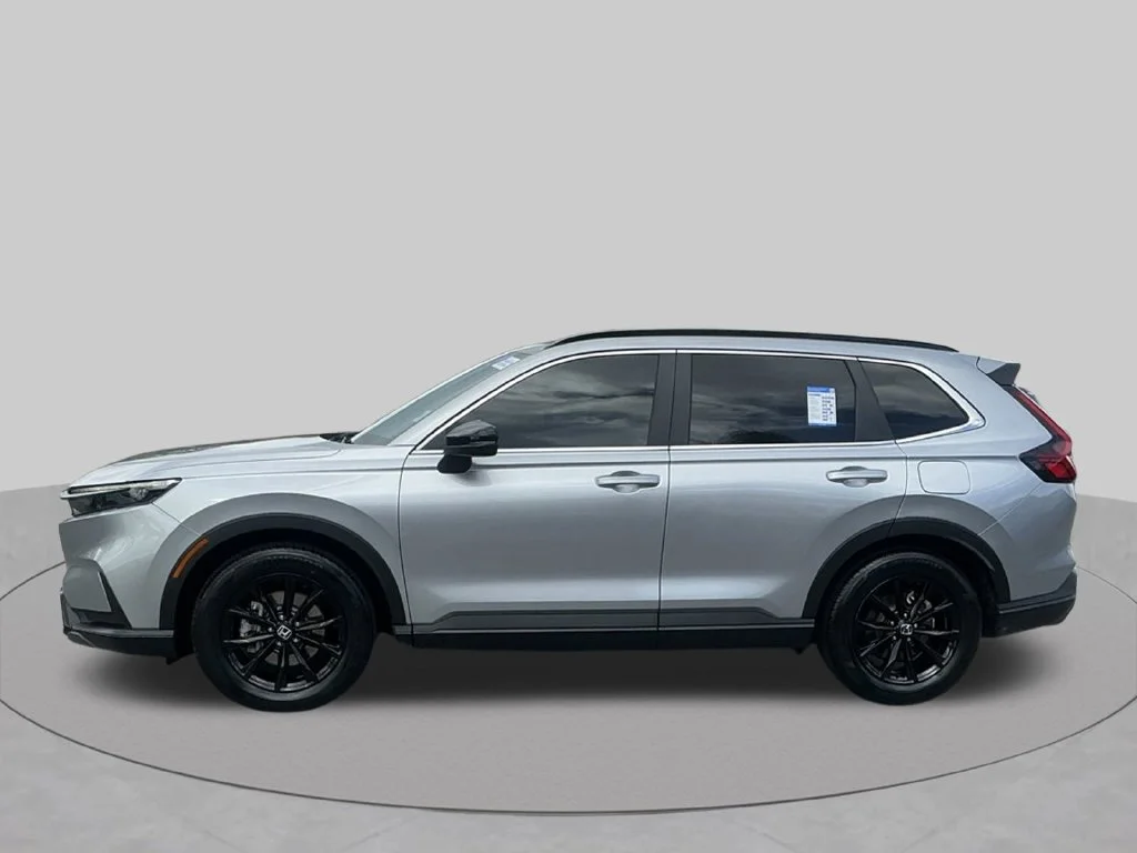 Used 2023  Honda Sport image 3