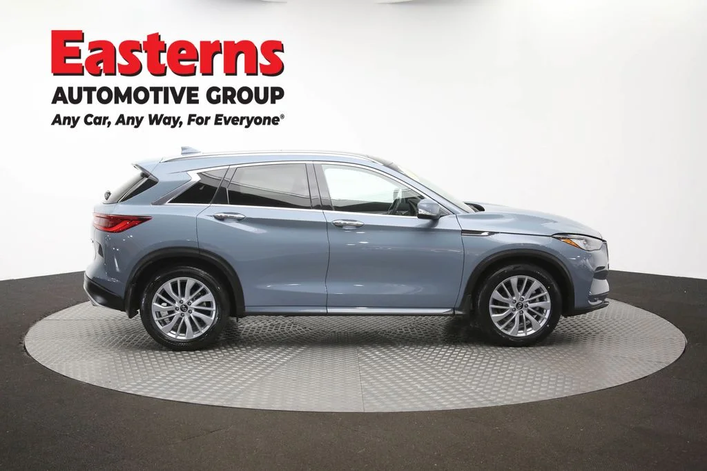 Used 2023 Gray INFINITI LUXE image 47