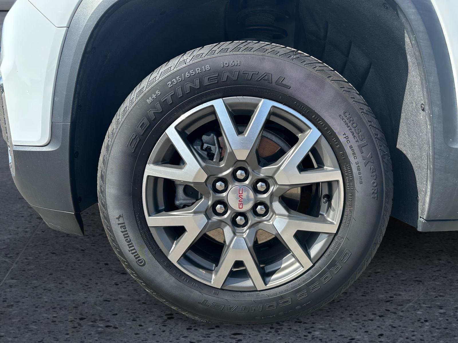 Used 2023 Summit White GMC SLE image 9