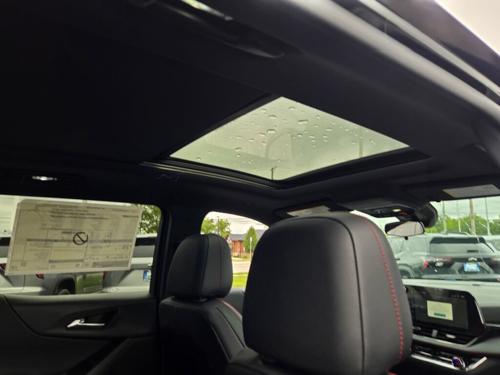 New 2027 Mosaic Black Metallic Chevrolet RS image 9