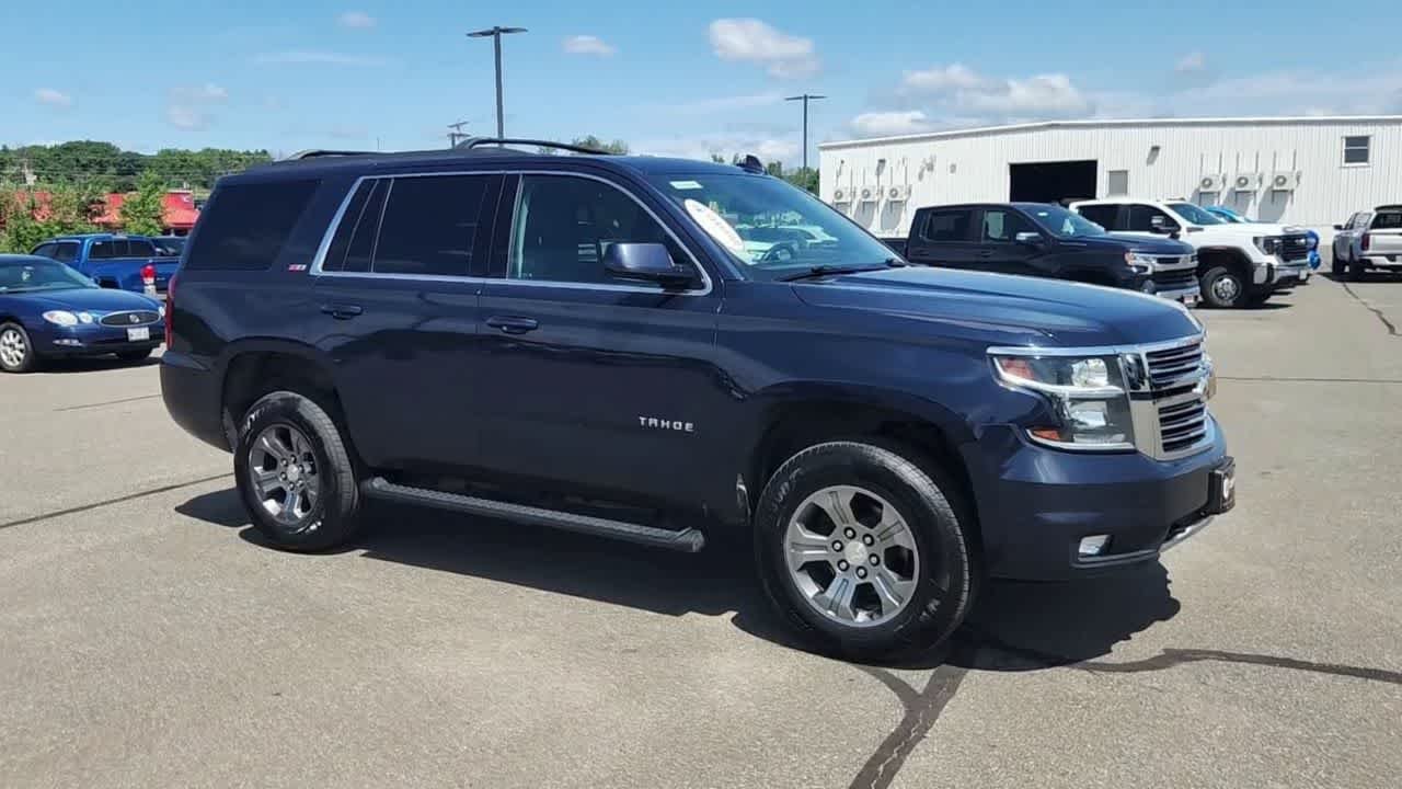 Used 2020 Blue Velvet Metallic Chevrolet LT image 2