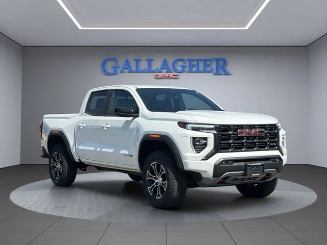 2024 GMC Canyon 4WD AT4 Crew Cab Short Box's photo