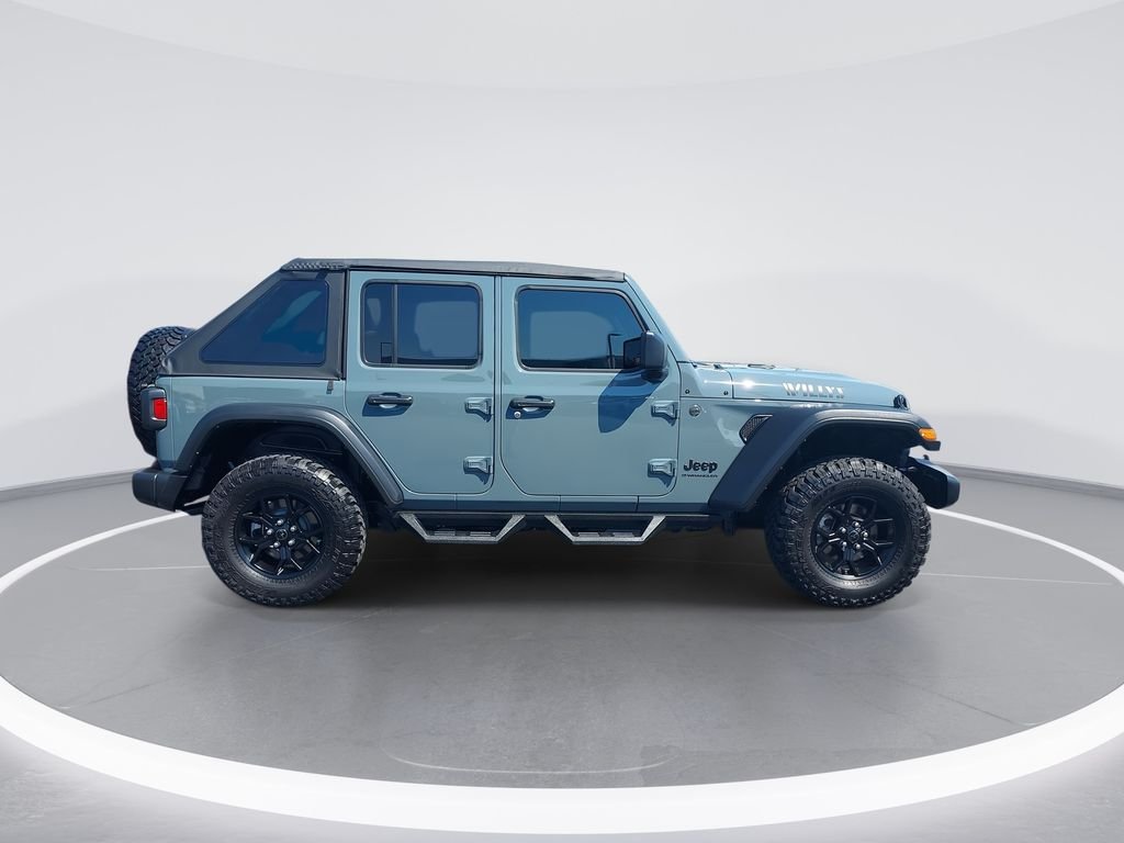 Used 2024 Gray Jeep Sport image 9
