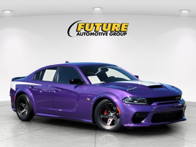 Used 2023 Purple Dodge R/T Scat Pack image 1