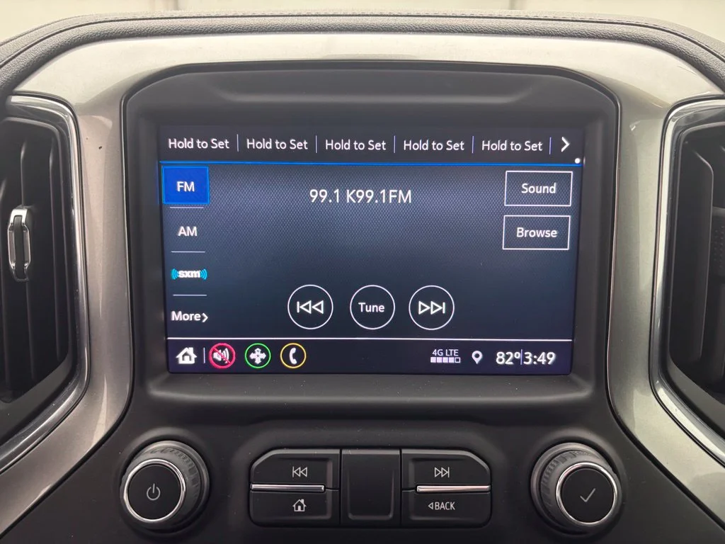 Used 2022 Blue Chevrolet LT image 5