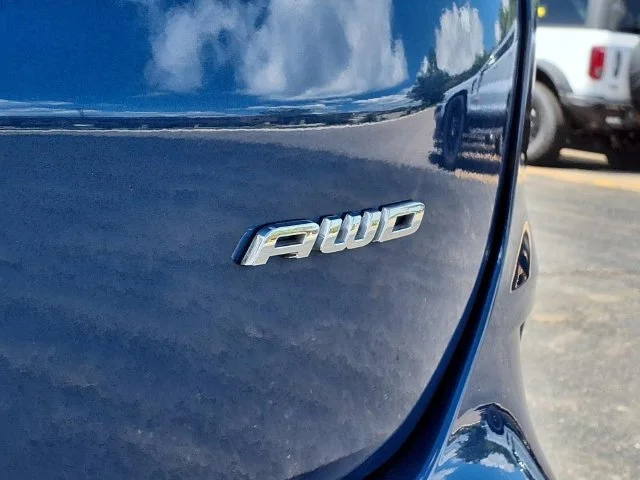 Used 2023 Blue Ford SEL image 17