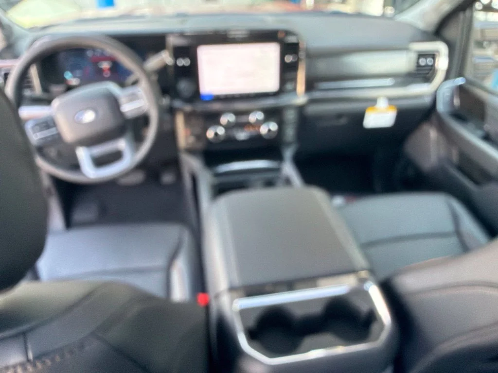 New 2027 Ruby Red Metallic Tinted Clearcoat Ford F-250® Lariat® image 15