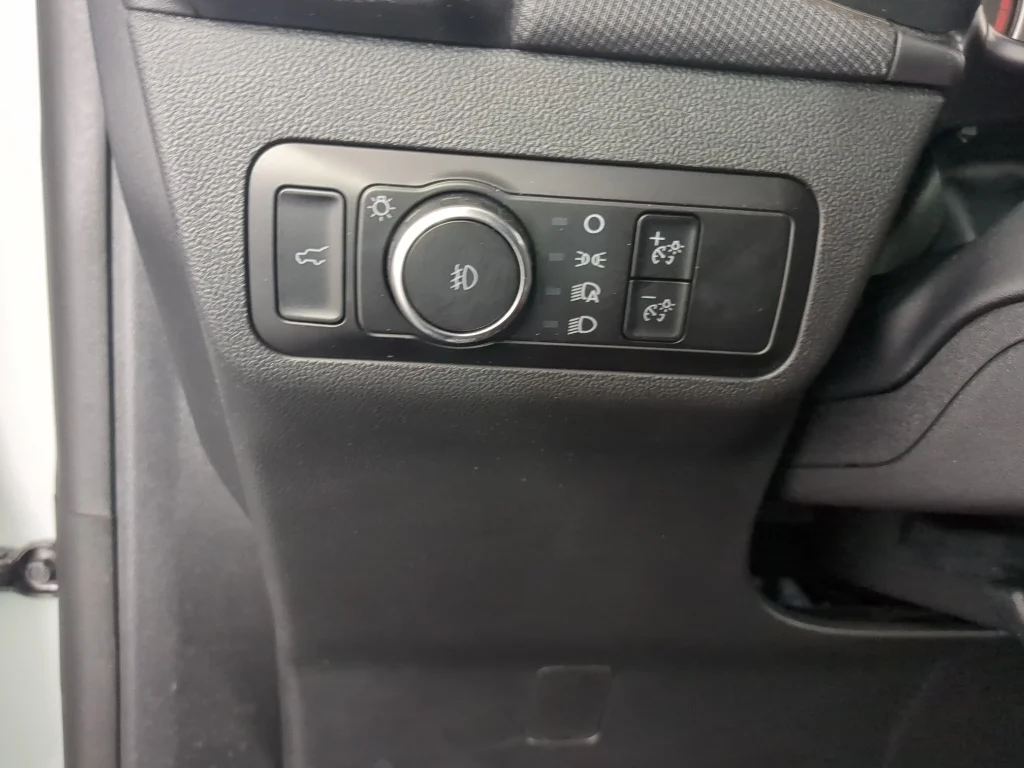 Used 2023 CACTUS GRAY Ford Badlands image 27