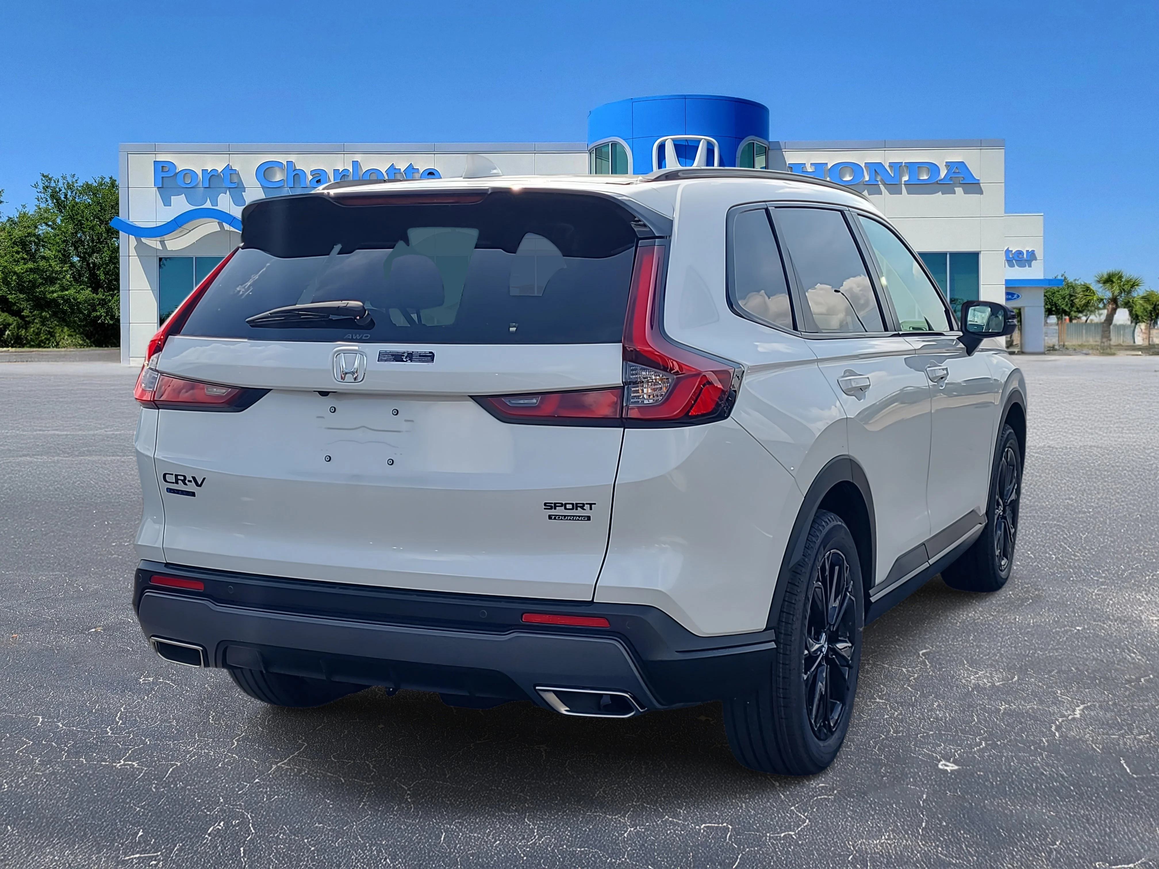 New 2026 Platinum White Pearl Honda Sport Touring image 6