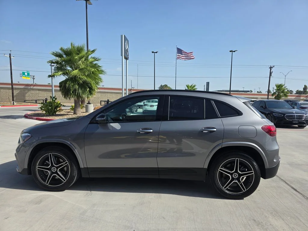 Used 2025 Black Mercedes-Benz GLA 250 image 5