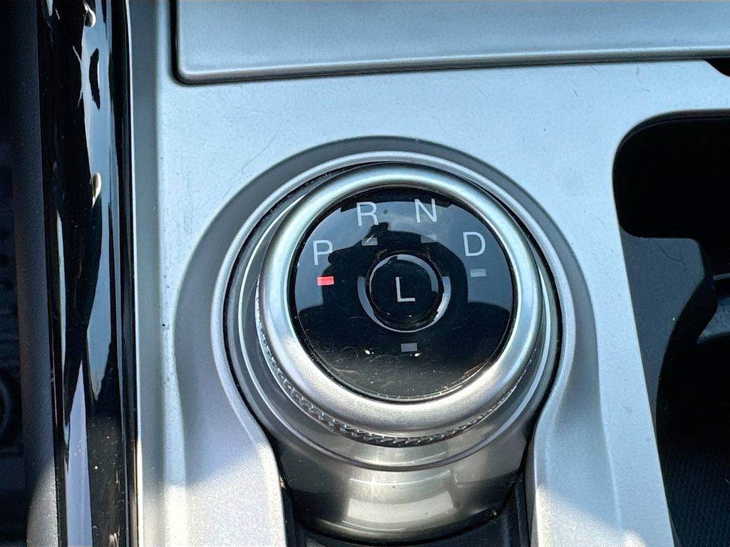 2023 Ford Explorer ST Line - Photo 17