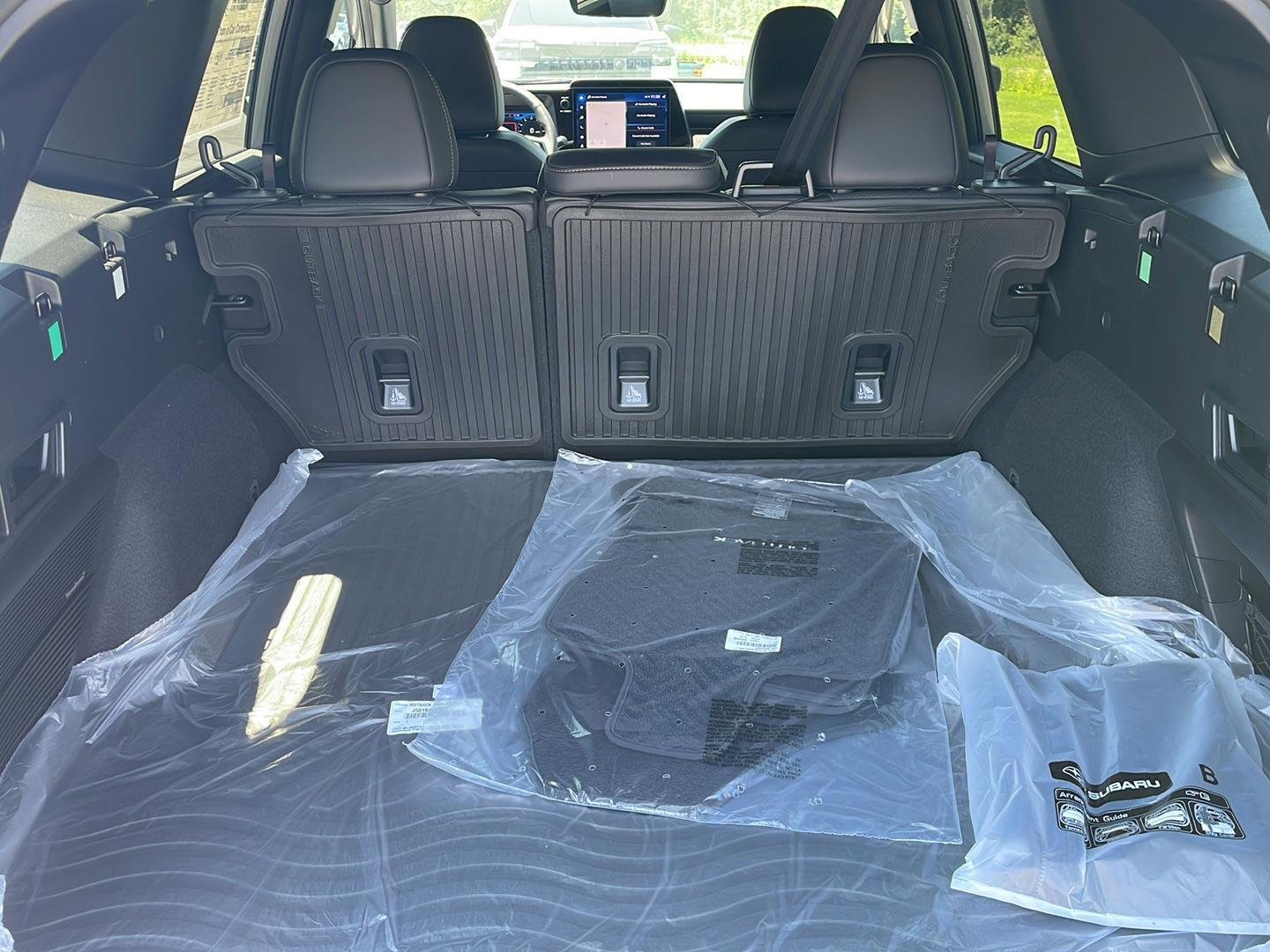 New 2026 RIVER ROCK PEARL Subaru Limited image 31