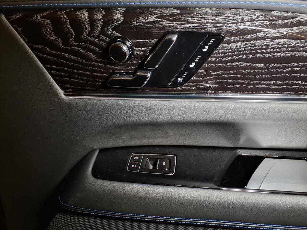 2026 Cadillac Escalade IQ Luxury - Photo 21
