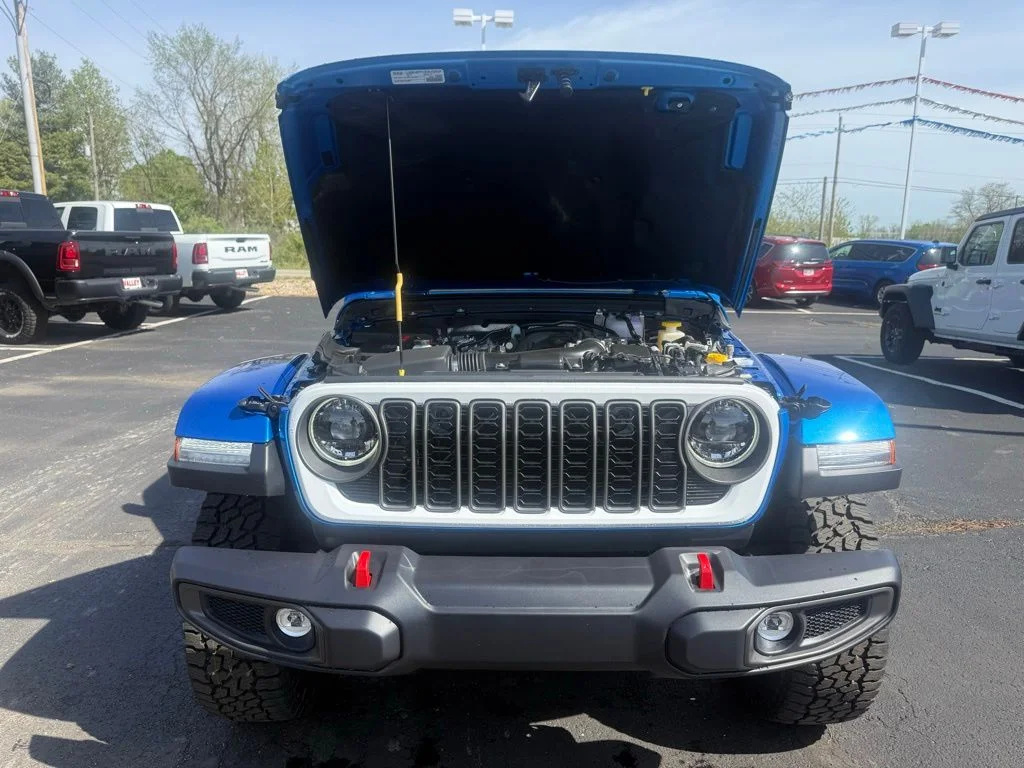 New 2026 Hydro Blue Pearl-Coat Exterior Paint Jeep Rubicon image 57