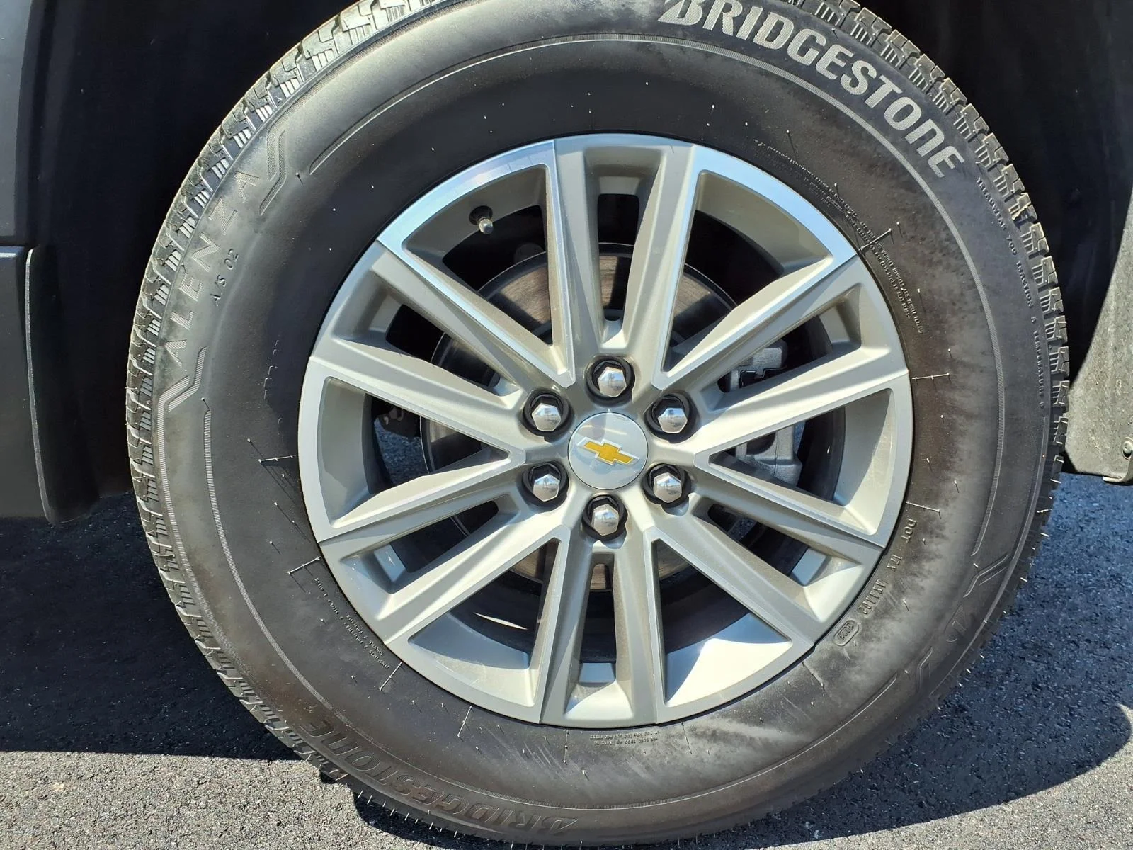 Used 2023 Sterling Gray Metallic Chevrolet LT Cloth image 35