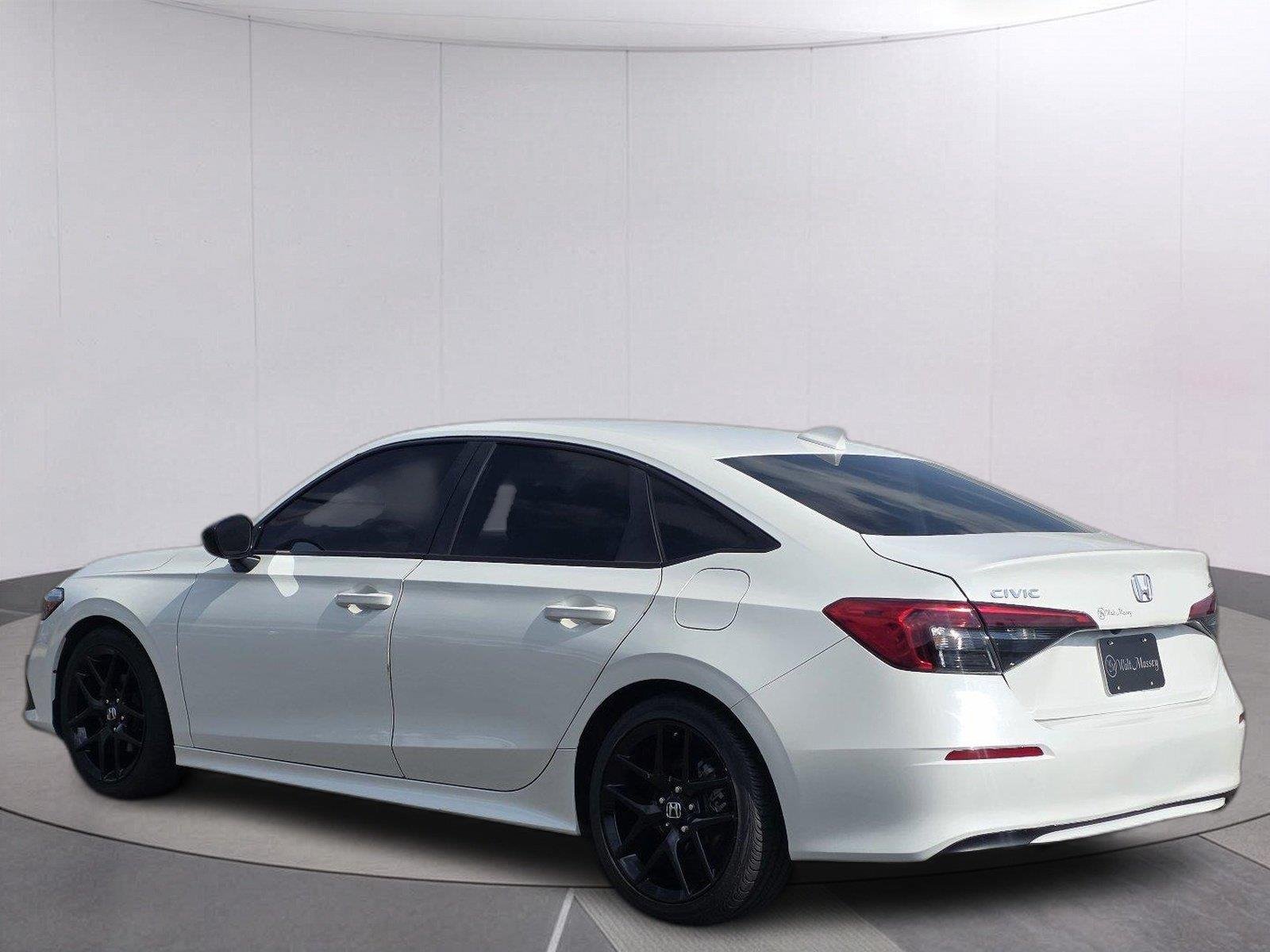 Used 2022 Platinum White Pearl Honda Sport image 7
