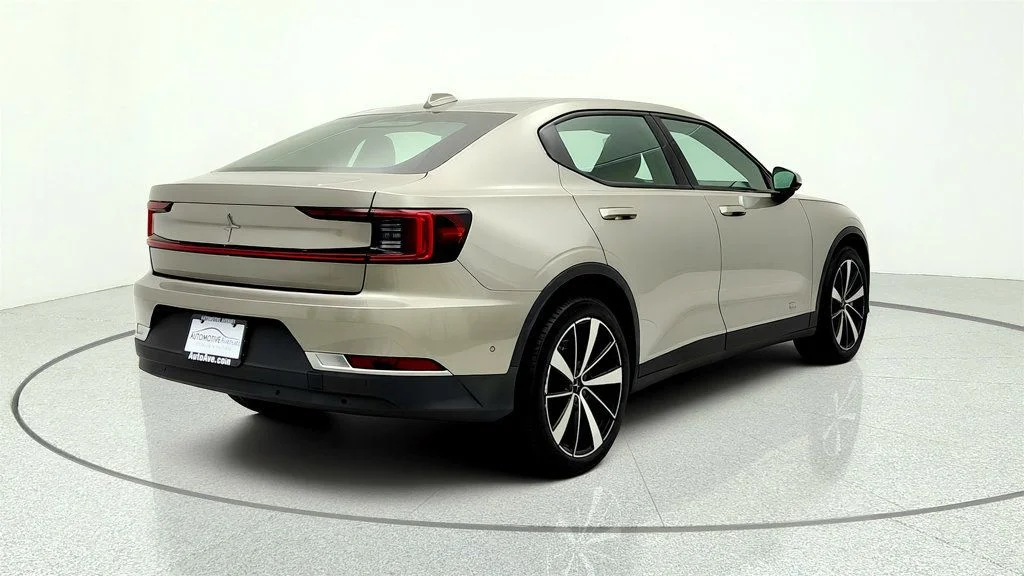 Used 2022 Moon Polestar Long Range Dual Motor w/ Pilot Pkg image 5