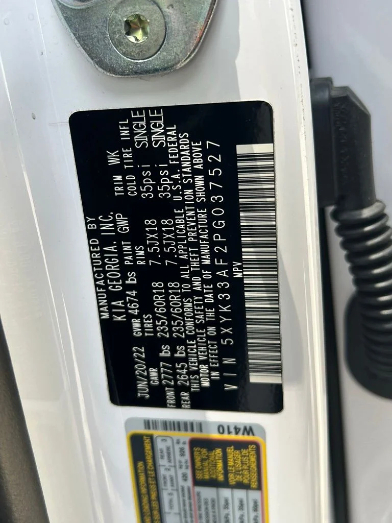 Used 2023 White Kia EX image 42