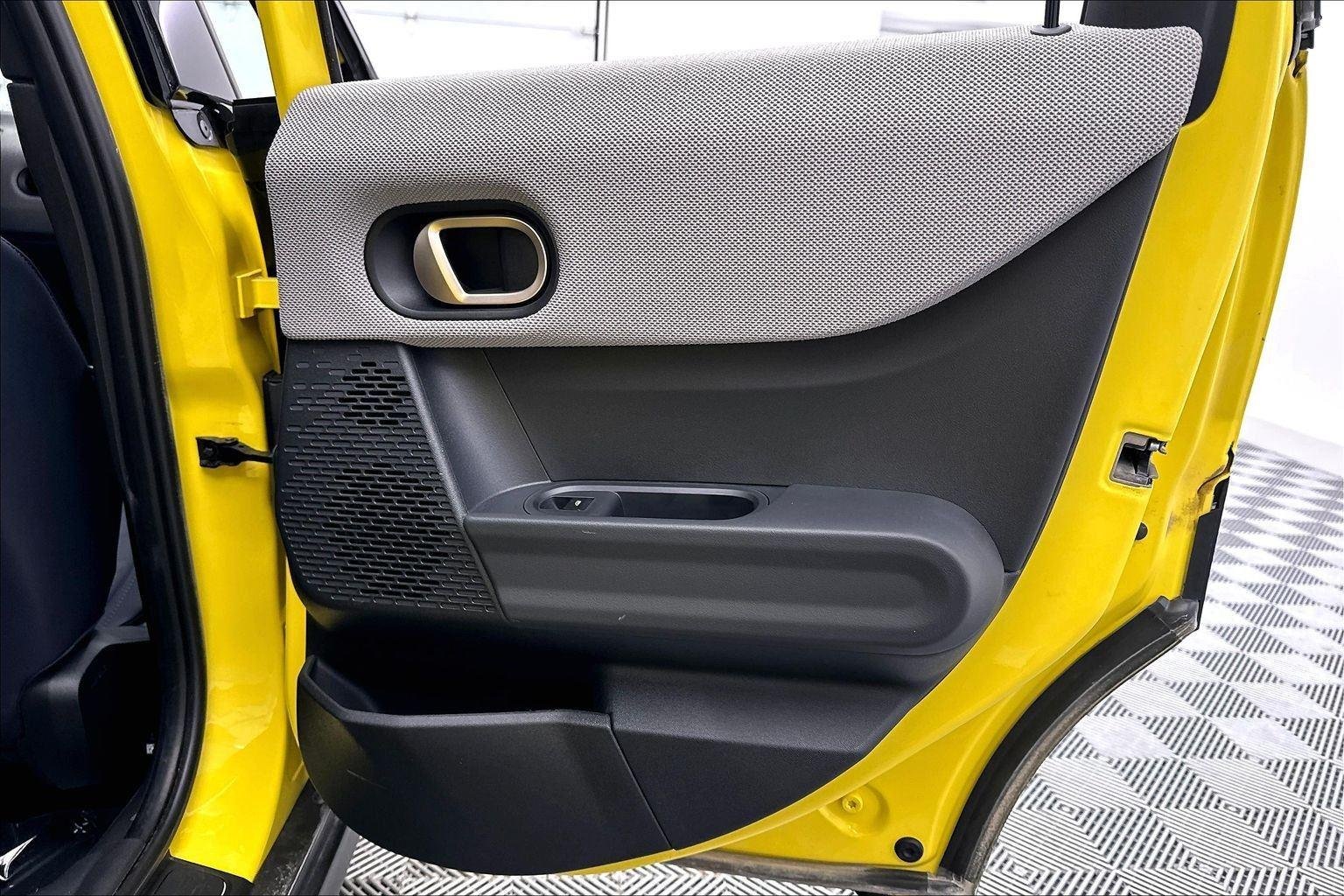 Used 2025 Sunny Side Yellow MINI Cooper S image 31