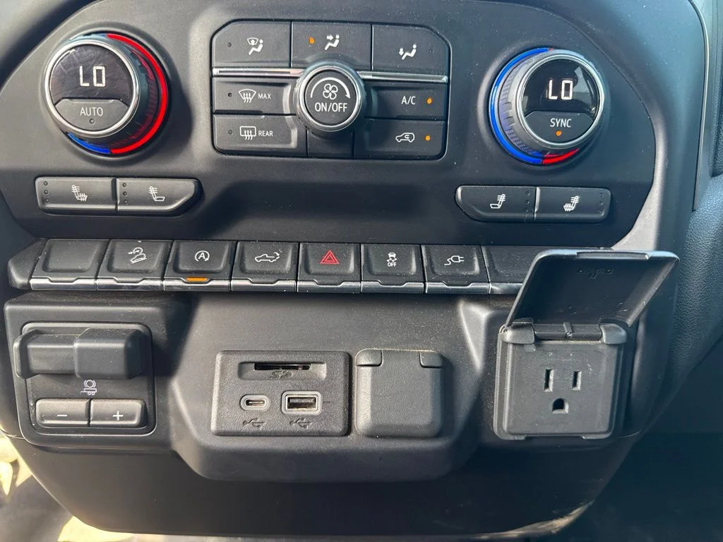 Used 2020 Gray Chevrolet LT image 10