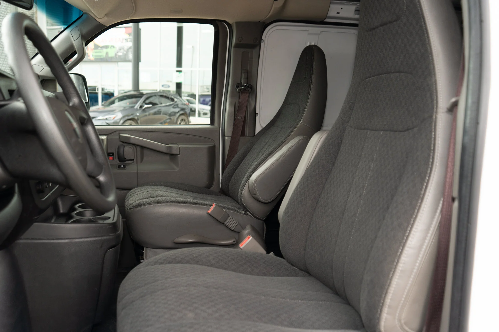 Certified Used 2023 Summit White GMC Cargo*135in WB | Summit White | Rubber Lined Flooring | Htd Mirrors | 239.4 cuft Capacity image 10