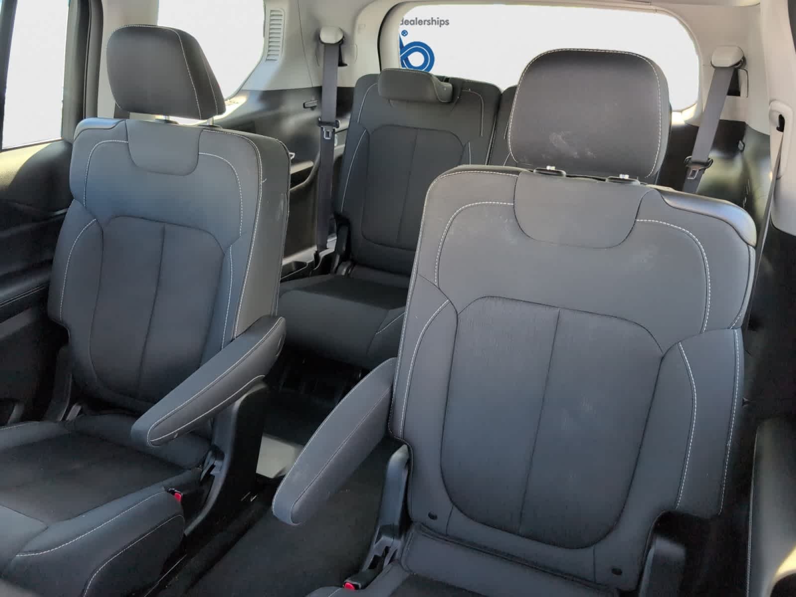 Used 2023 Baltic Gray Metallic Clearcoat Jeep Laredo image 15