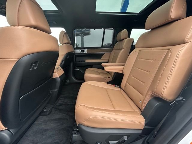 2026 Hyundai Santa Fe Limited - Photo 8