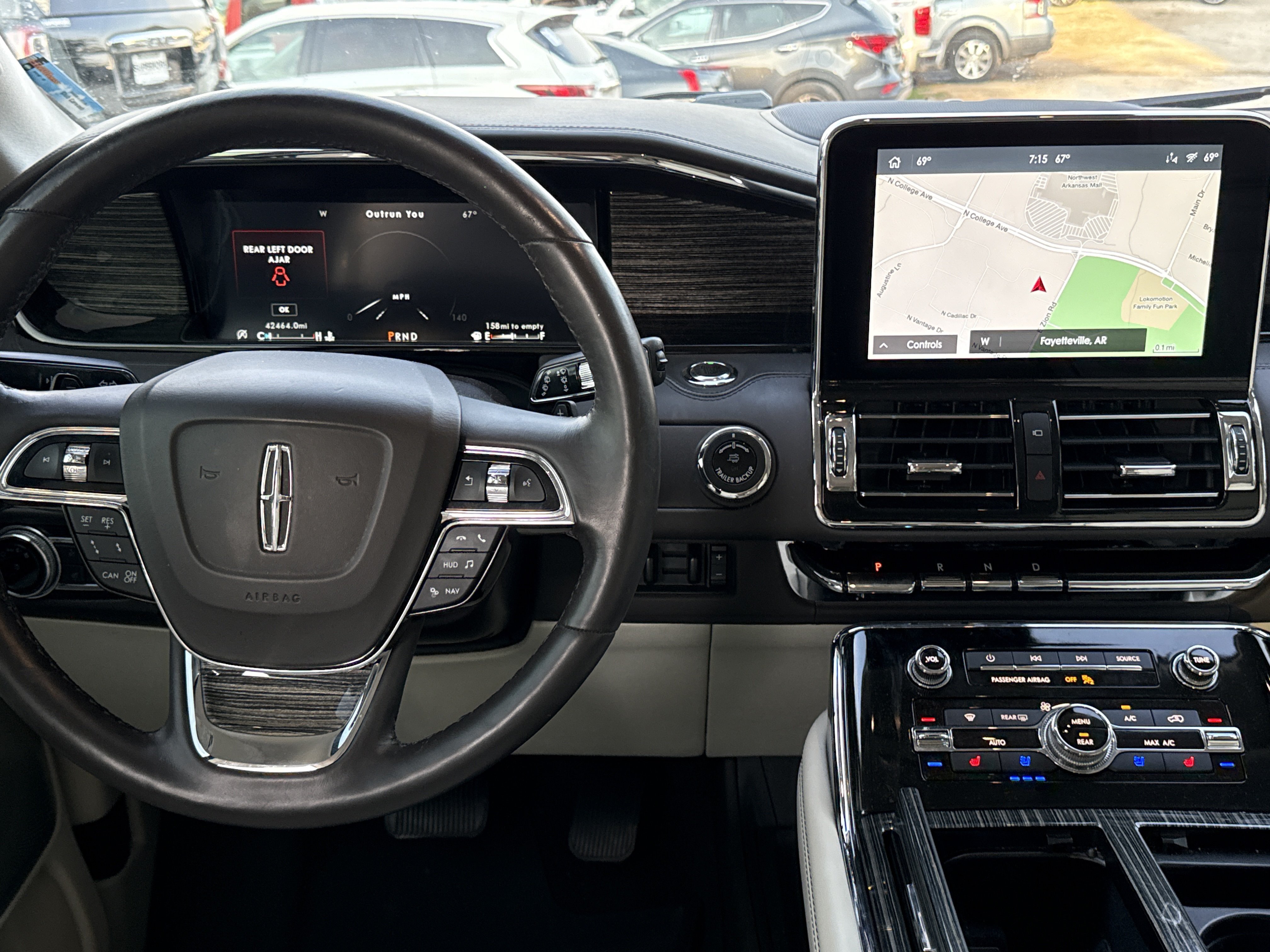 Used 2021 White Lincoln Black Label image 4