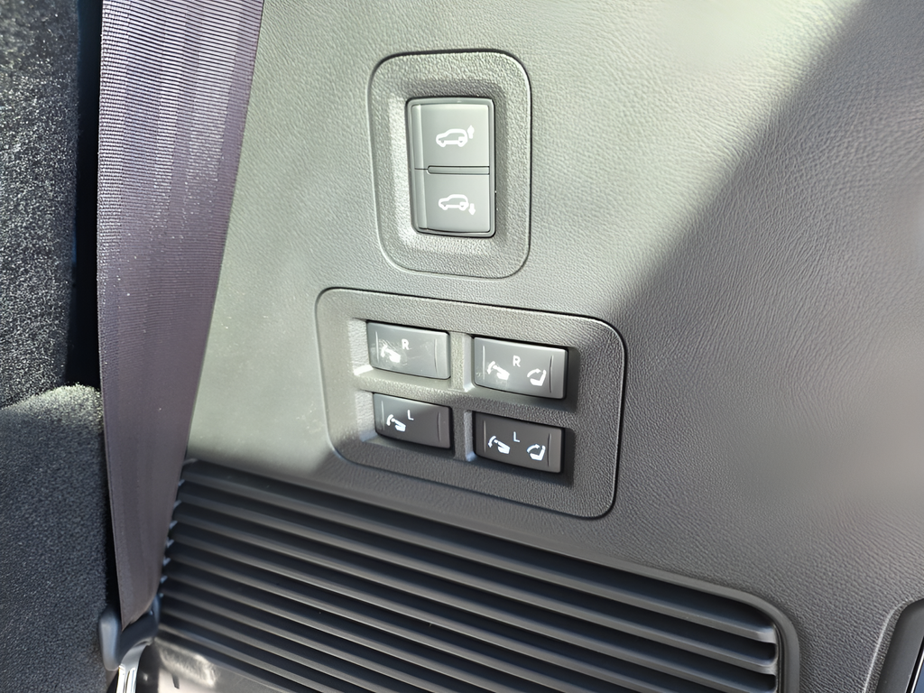 2026 Nissan Armada PRO-4X - Photo 12