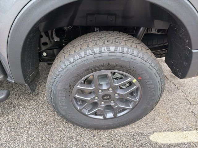 New 2026 Carbonized Gray Metallic Ford XLT image 7