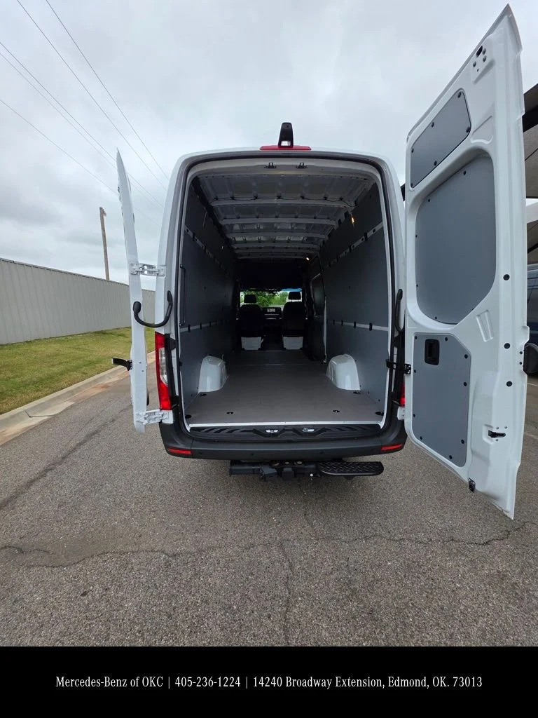 New 2025 White Mercedes-Benz Cargo 170 WB image 5