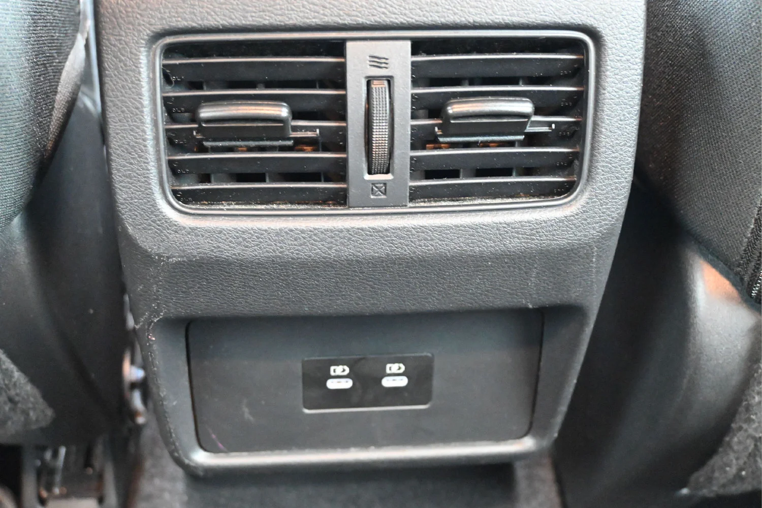 Used 2025 Silver Nissan SV image 14