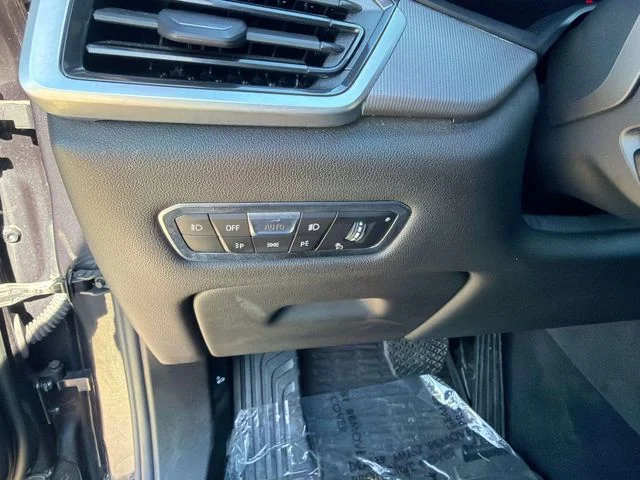 Used 2019 Gray BMW xDrive40i image 35