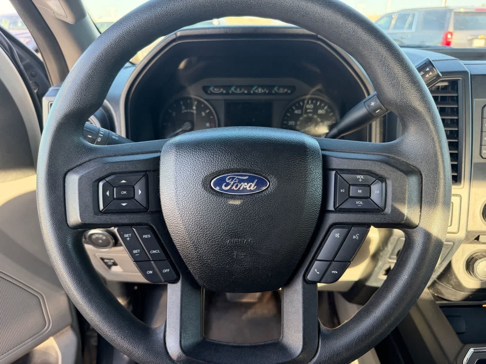 Used 2016 Ingot Silver Metallic Ford XL image 9