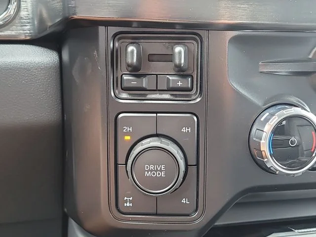 New 2026 White Metallic Ford Lariat image 28