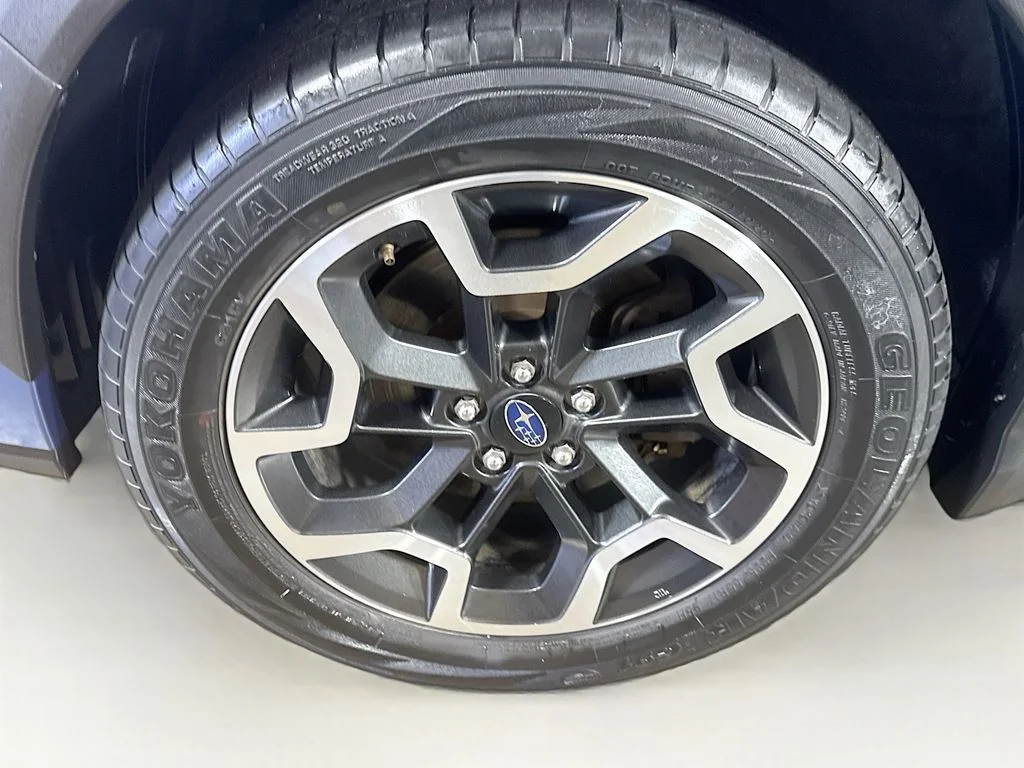 Used 2017 Blue Subaru 2.0i Limited image 40
