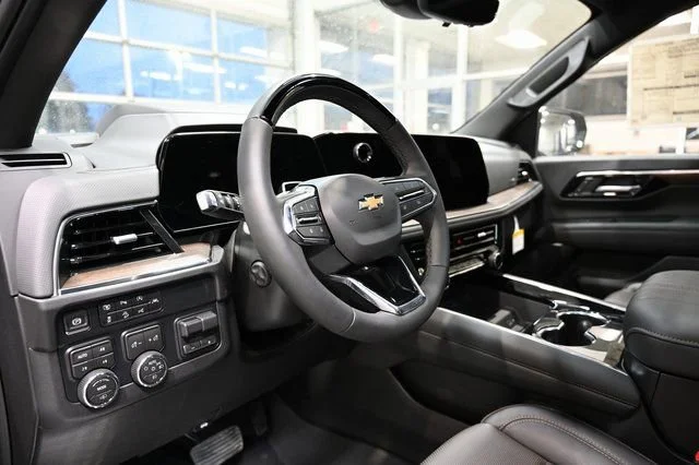 2026 Chevrolet Suburban High Country - Photo 24
